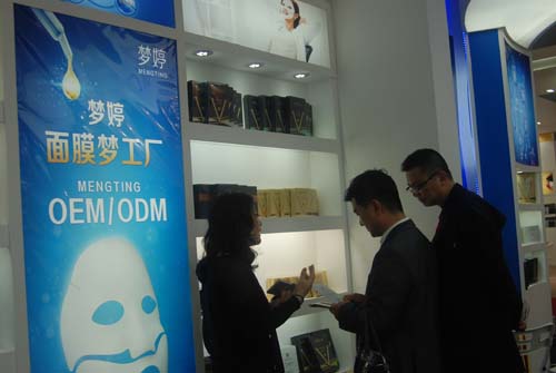 化妆品电商为何发展迅速?化妆品OEM孕育大批网商